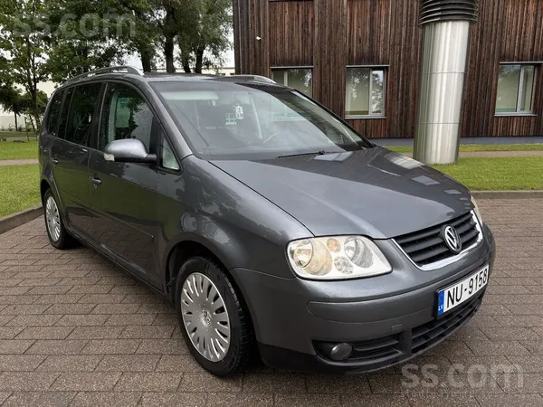 Volkswagen Pārdodu VW Touran 2.0tdi 103kw . Jauna TA līdz 30.