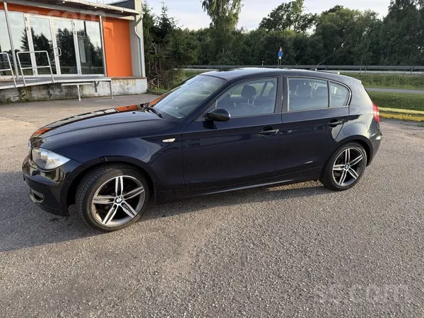 Tiek pārdots facelift E87 BMW 118d ar ekonomisko 2.0L 105kw dīzeļdzinēju un