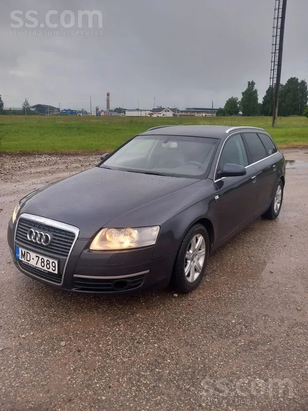Audi Auto labā teh. kārtībā. Kēde negrab. Nesen veikta 