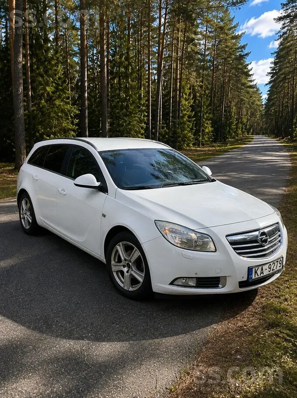 Opel Pārdodu Opel Insignia Sports Tourer 2.0Cdti 2012. 