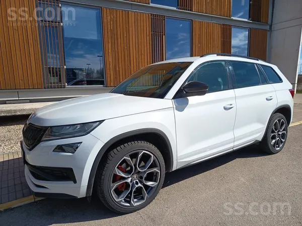 Skoda Automašīna ideālā stāvoklī, regulāri veiktas apkop