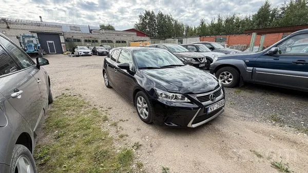 Lexus Pārdod labu Lexus Ct200. Jauna tehniska apskate/ja