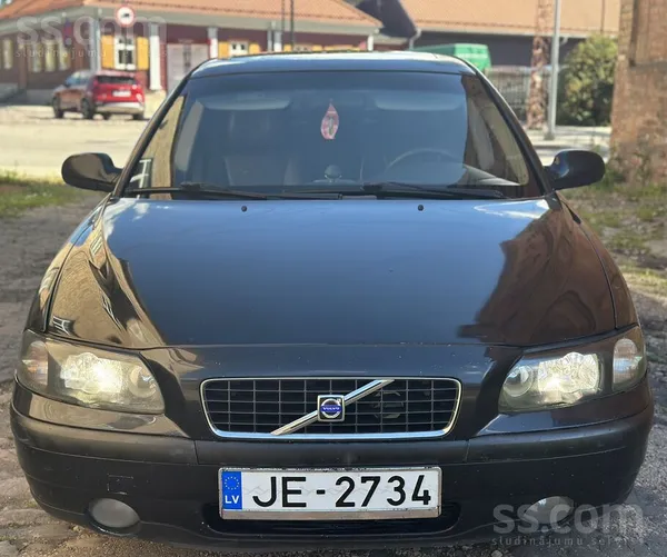 Volvo Volvo S60 2.4 dizelis 2003 gada, 120 kw, manuala k