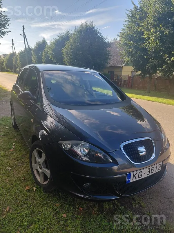 Seat Pardodas labs, ekonomisks auto ar automatisko karb