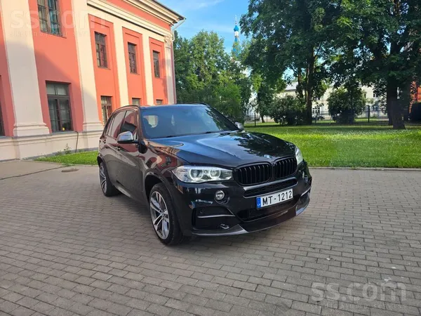 BMW Pārdodu BMW X5 Originālajā m-pakā