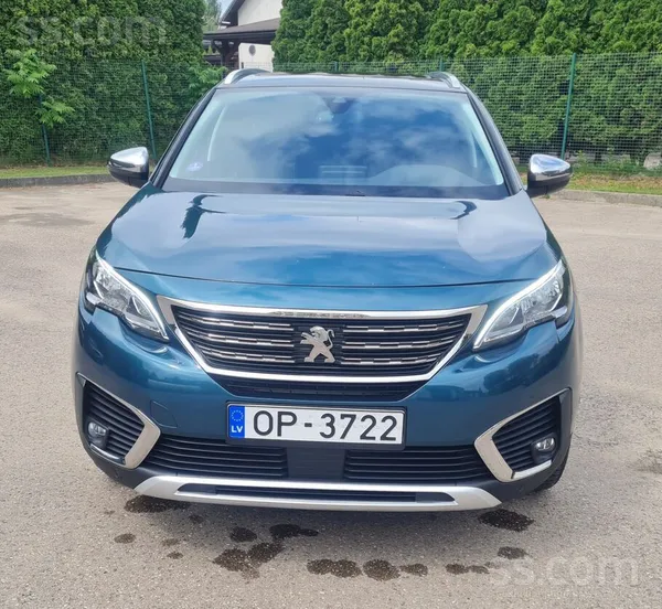 Peugeot Skaists auto tiko ievests no Francijas. Peugeot 50