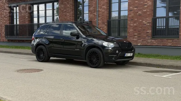 BMW Pārdodu BMW X5 E70, 2010. gada novembra izlaiduma,