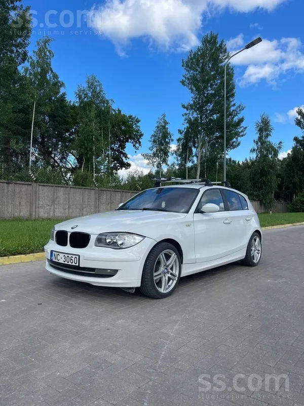 BMW Pārdodu BMW 118d E87, 2008. gada, 2.0 dīzelis, 5 d