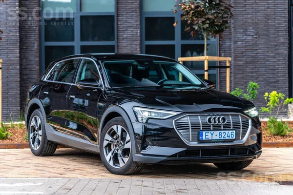 Audi Ekii l Audi E-Tron 50 Quattro l Pneimo Piekare l K