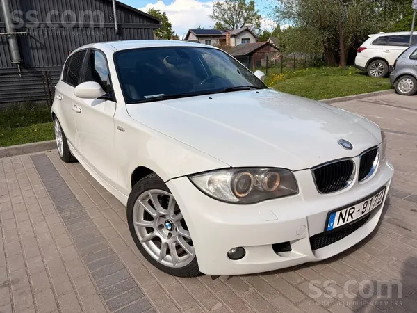 BMW 120