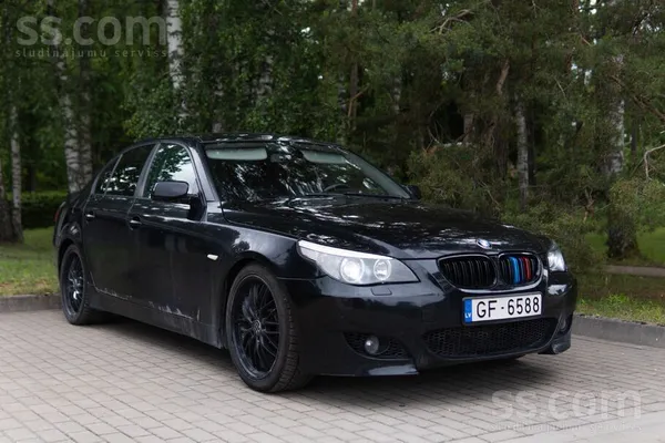 BMW Pārdodu 2003. gada BMW E60 3.0 benzīnieku M54B30 a