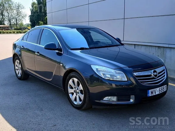Opel Jauna TA. Opel Insignia 2.0 Cdti, 6 ātrumu manuālā