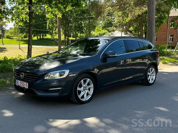 Volvo Volvo V60, 1.6 dīzelis, automātiskā ātrumkārba, 2