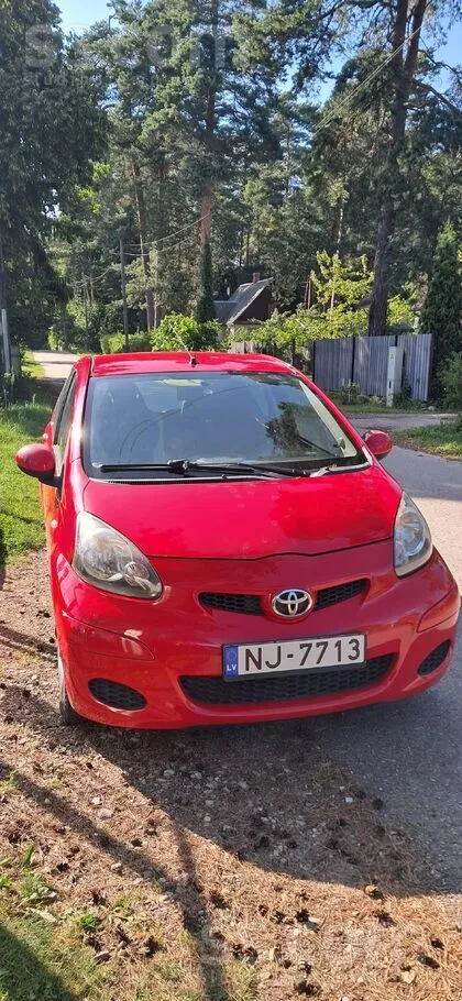 Toyota Продаю надежный автомобиль Toyota [Aygo]. Машина н
