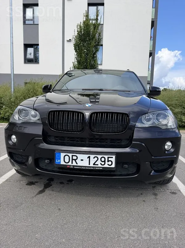 BMW Продам BMW X5 173Kw Individual. Авто в отличном со