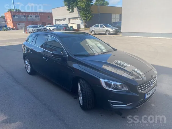 Volvo Продаётся Volvo V60 в хорошем техническом состояни