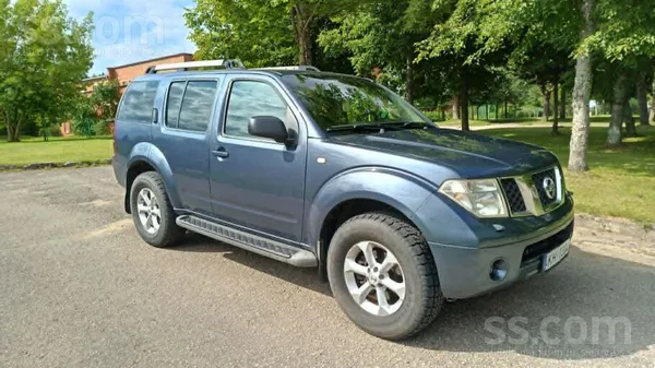 Nissan 2.5, automāts , 7 vietas, nesen izieta jauna TA. I
