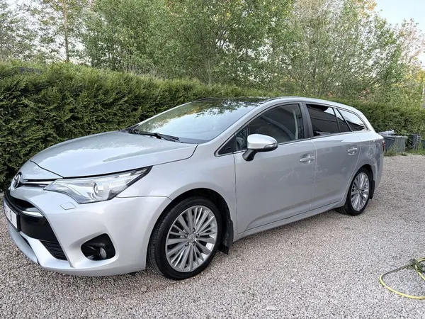 Продам Toyota Avensis 2.0 дизель . В отличном состоянии. Обмен не интересует