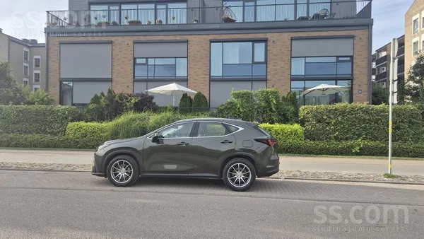 Lexus NX 350h Hybrid Drive Awd Business + Tehnolgy pack.
