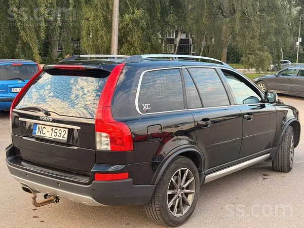Volvo Pardodas mašina bez sleptiem defektiem, ar ļoti ja