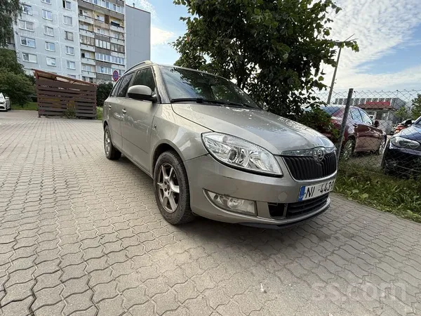Skoda Срочно продаю очень экономную и мощную машину для 
