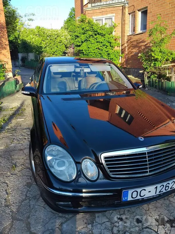Mercedes Auto normala tehniska stavokli, viss kam jadarboja