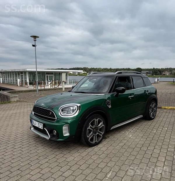 MINI Pārdodu stilīgu un dinamisku Mini Cooper S Country
