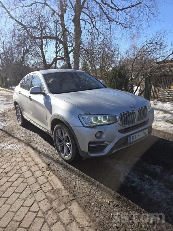 BMW Tiek pārdots labs BMW X4. Ļoti ekonomisks, ar oriģ