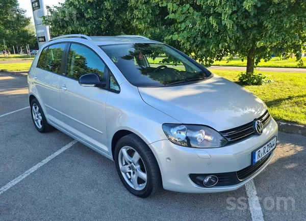 Volkswagen Ļoti labs tehniskais un vizuālais stāvoklis – auto