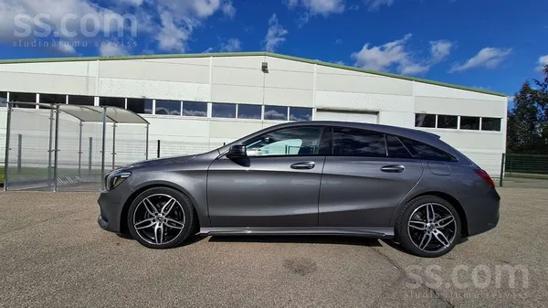 Mercedes Pārdod Mercedes Benz Cla 200 Shooting Brake Amg Li