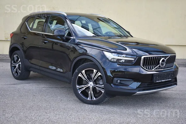Volvo Volvo Xc40 Plug in Hybrid (2021.g) Melna Met. 