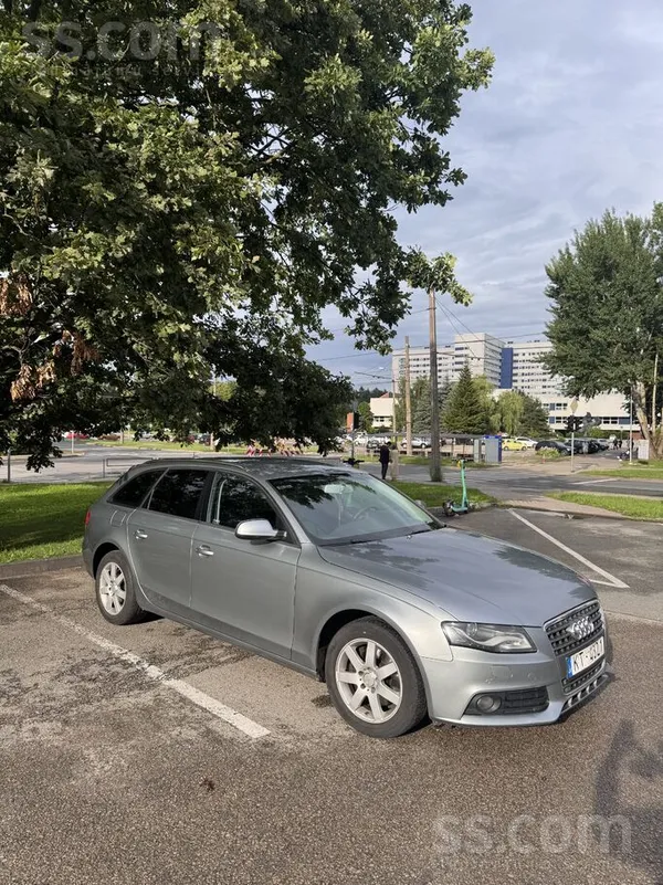 Audi Audi A4, 2011. gada. Labā tehniskā un vizuālā stāv