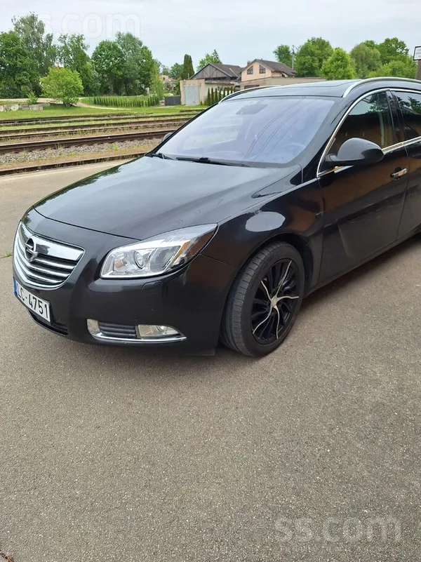 Opel Pārdodu auto laba stāvokli, apkopes veiktas laicīg