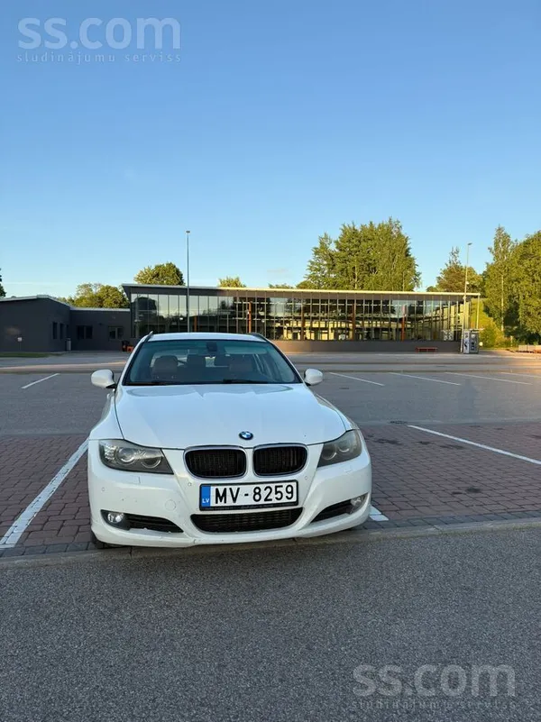 BMW Pārdodu BMW 320d Touring (E91) 2011. gads. Ekonomi