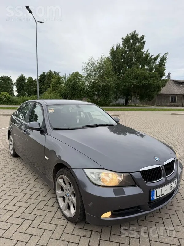 BMW 320
