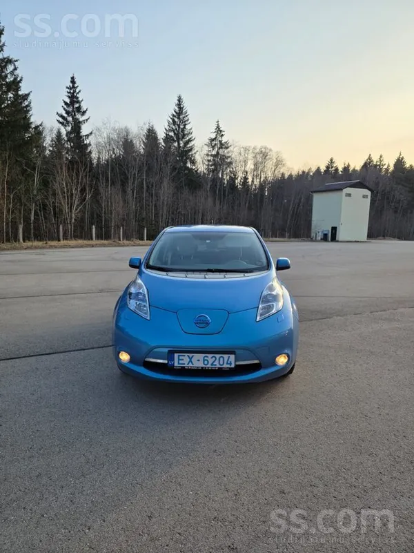 Nissan Labs elektroauto tiem, kam ikdienā nav daudz jābra