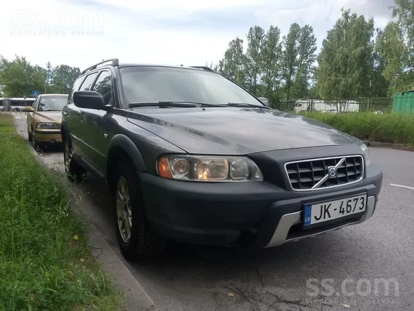 Volvo Pārdod Volvo Xc70 2.4D ar 136kw un automātisko atr