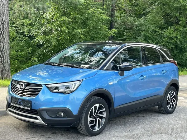 Opel Opel Crossland X tikko no Vācijas.