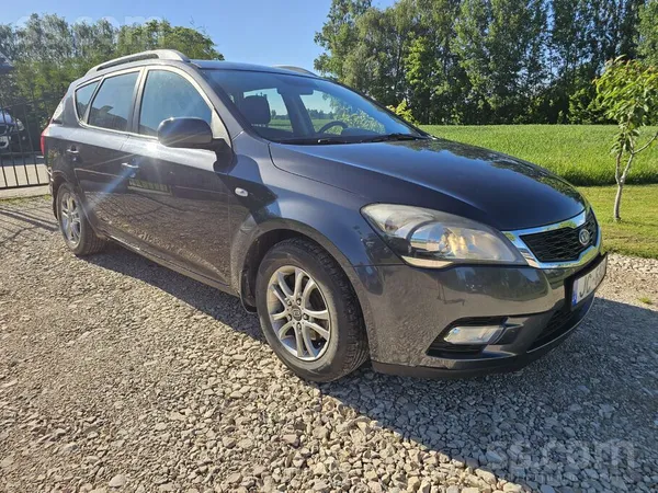 Viens saimnieks 183 000 km nobraukums, 1.6Crdi 85kWt 6-manual. Uz teh. apska