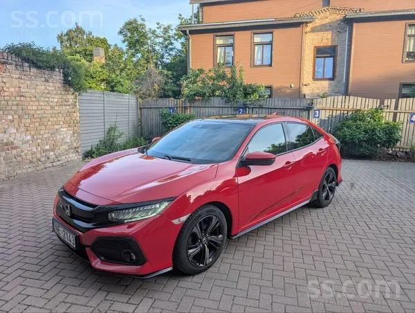 Honda Pārdodu koptu ģimenes automašīnu. 