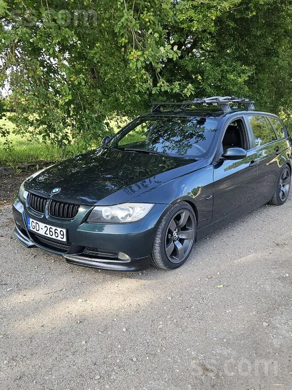 BMW Pārdodu e91 pirms 1000k. Mainīta eļļa. Pēgējā gada
