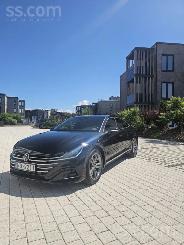 Pārdod Volkswagen Arteon R-Line 2.0 Tsi (190 ZS / 140 kW) ar 7-pakāpju autom