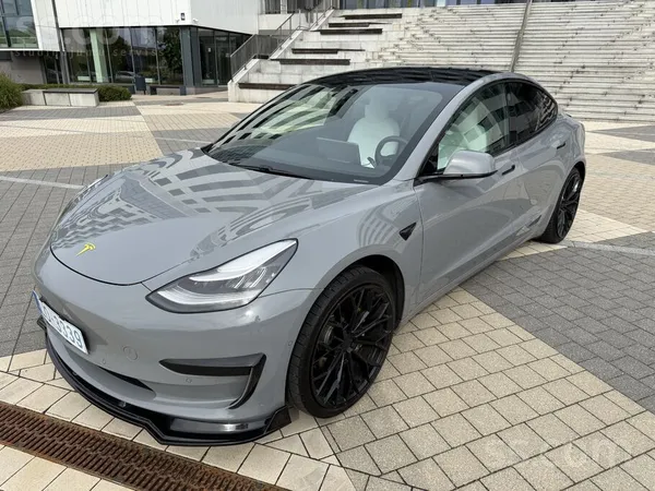 Tesla Tesla model 3 Sr+ 239Kw (325Ps), Машина полностью 