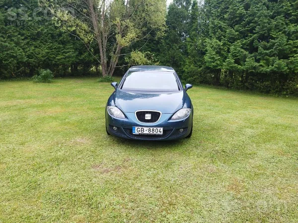 Pārdodas 2006. gada Seat Leon ar 1.6 benzīna un 75 Kw motoru. 
Motors strād