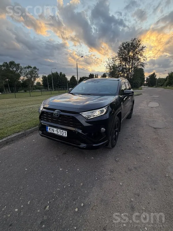 Toyota Tiek pārdots, labā stāvoklī, Toyota Rav4, 2.5Hybri