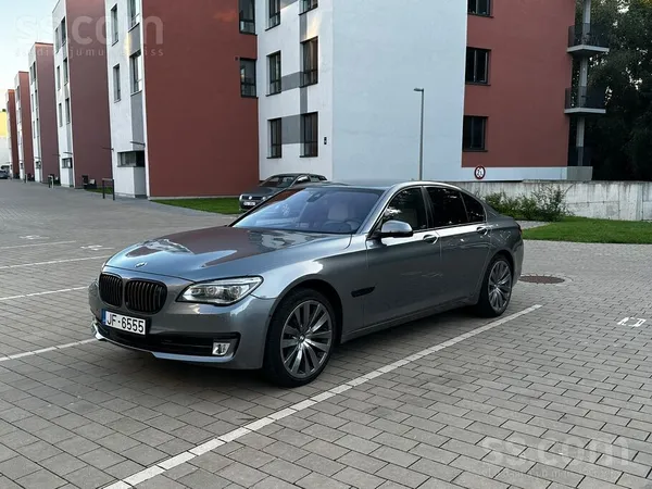 BMW Pārdodu ļoti mīlētu un lolotu BMW 750d xDrive Indi
