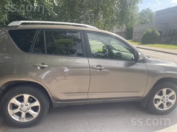 Toyota Pārdodu Toyota Rav4 Multidrive S, Luxury, 2011. ga