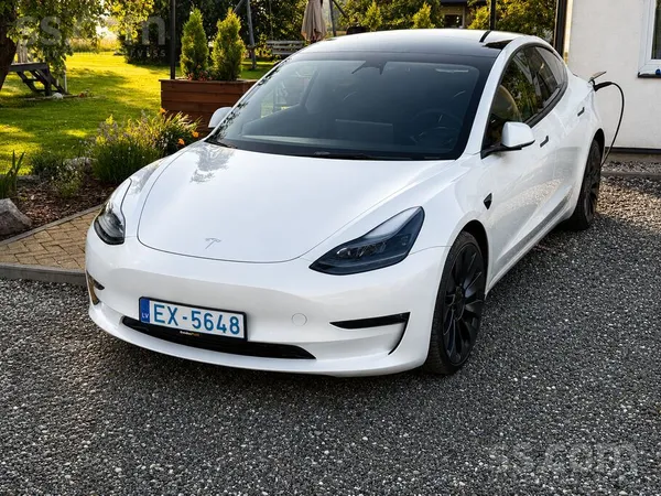 Tesla Pārdodu ar Pvn 21% Tesla Model 3 Performance Awd R