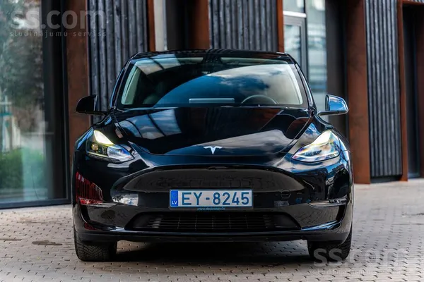 Tesla Tesla Model Y Long Range Dual Motor Awd Amd Ryzen