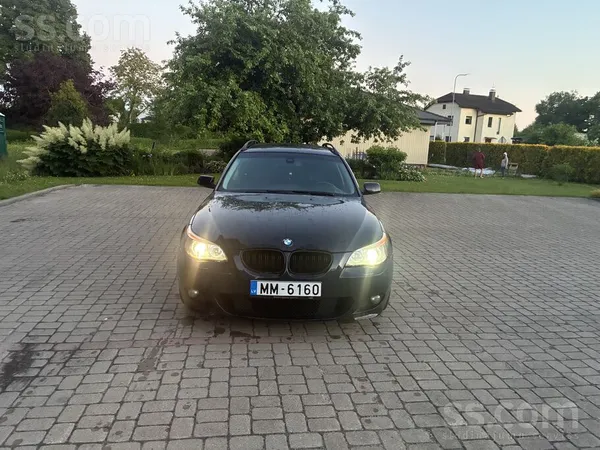 BMW Pardodu BMW 525d 130kw